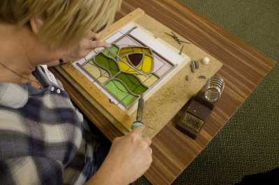 Leading and Glazing Workshop  (c) Stained Glass Museum